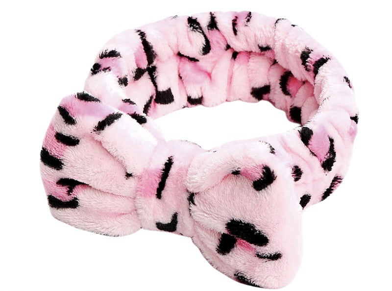 d26d0a71150b3dd7e42584f28d4e9ad1