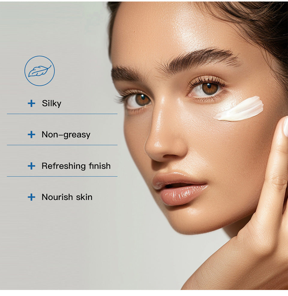 Daily moisturizing cream for soft and healthy-looking skin
